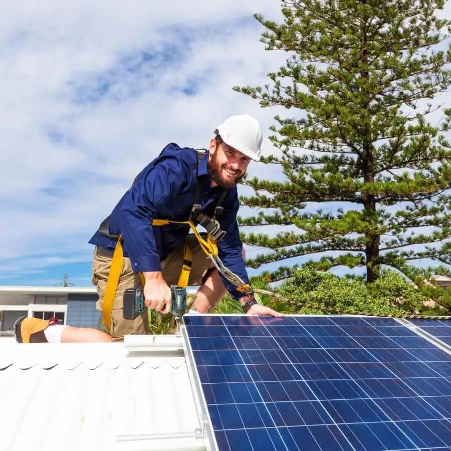 workerthree - best solar offer